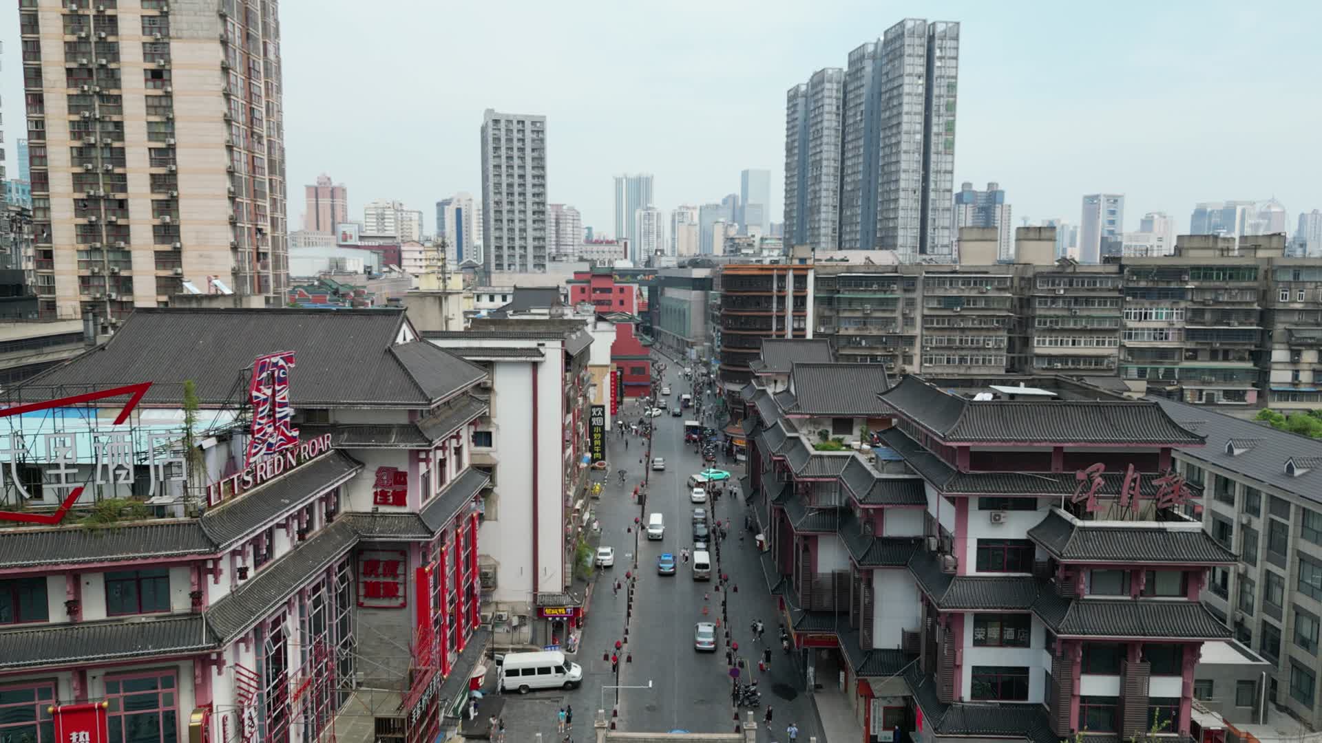 湖南长沙坡子街火宫殿航拍视频的预览图