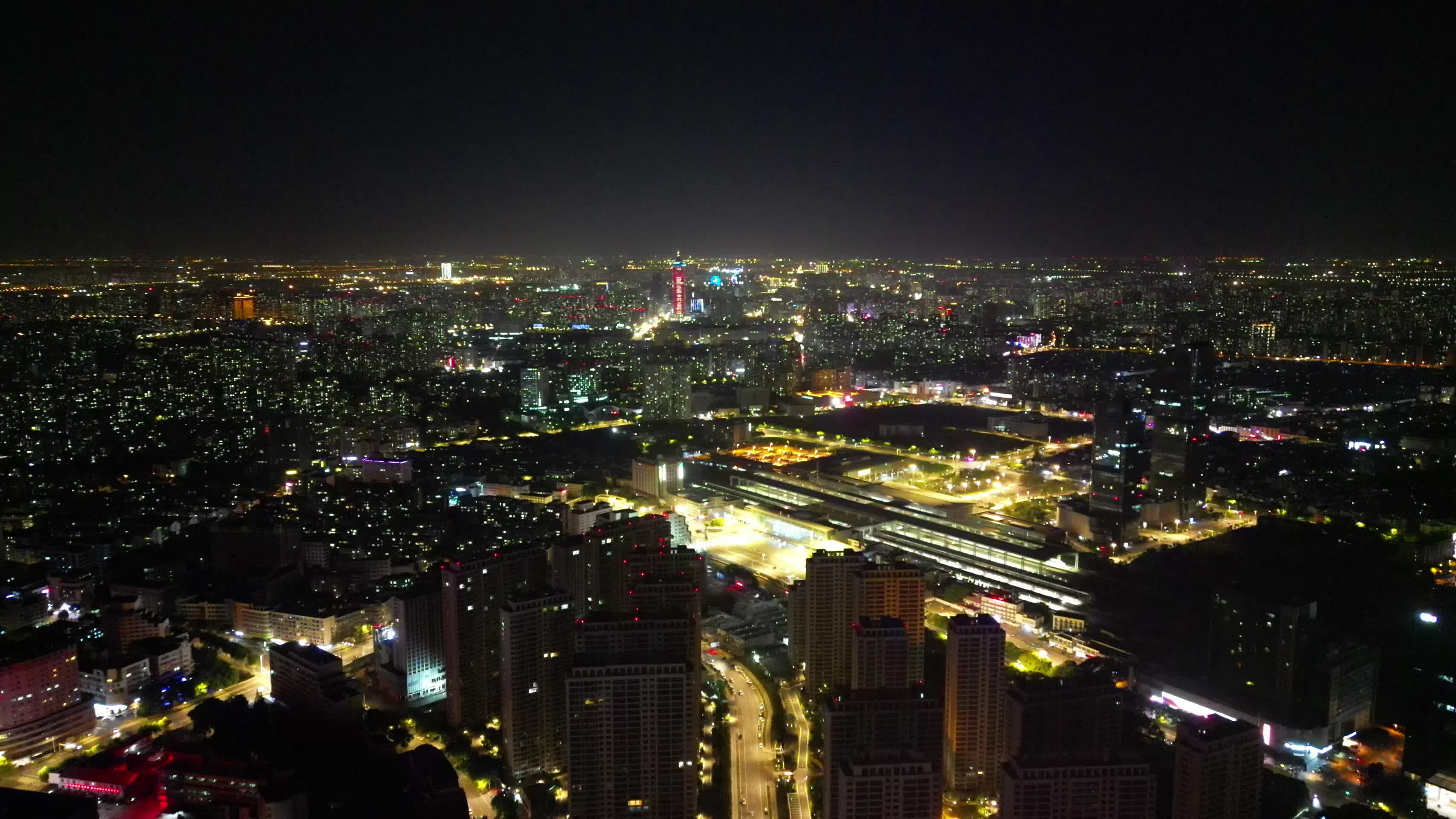 江苏常州城市夜景航拍视频的预览图
