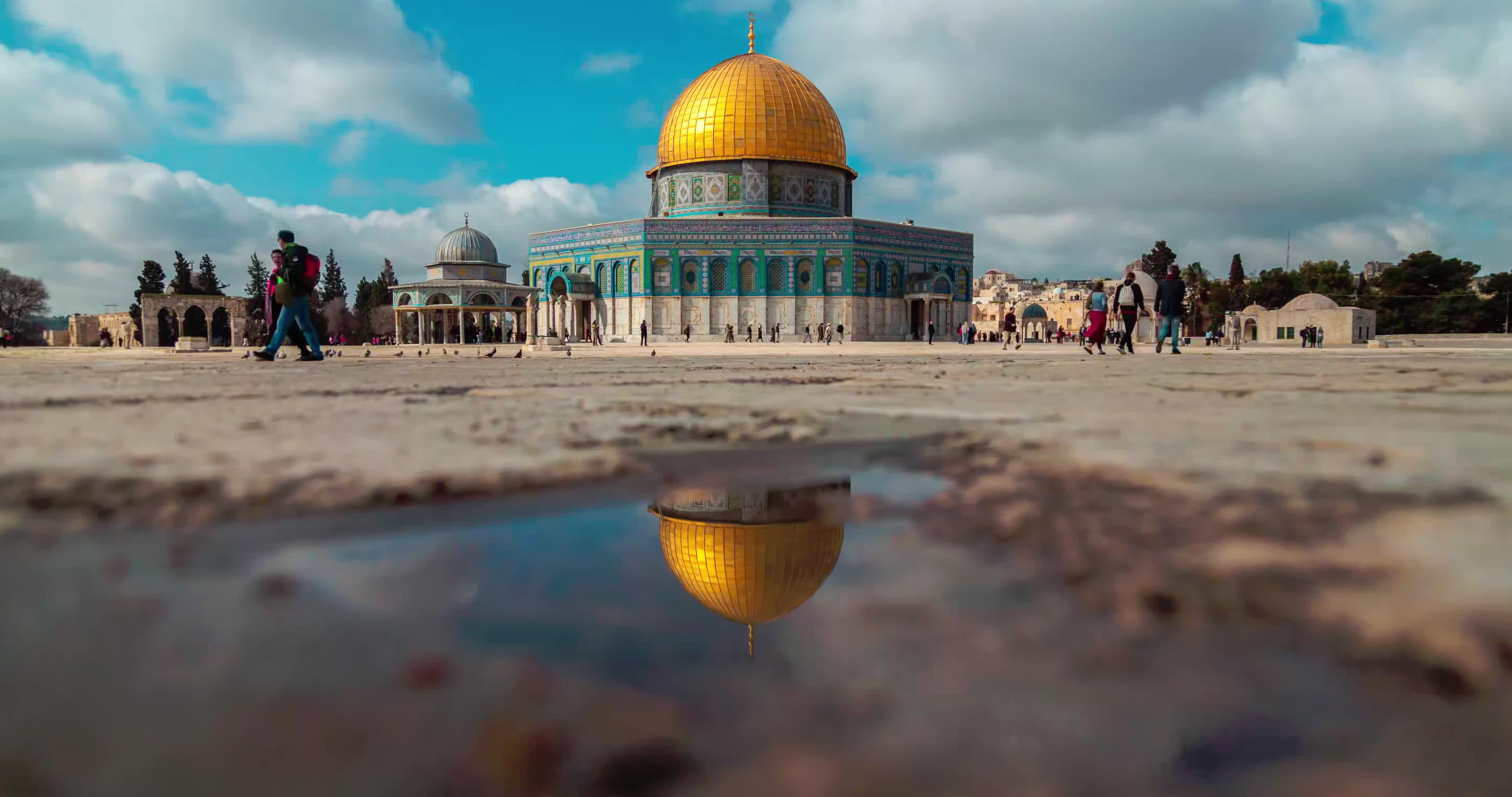耶路撒冷圣殿山上的宗教建筑视频的预览图