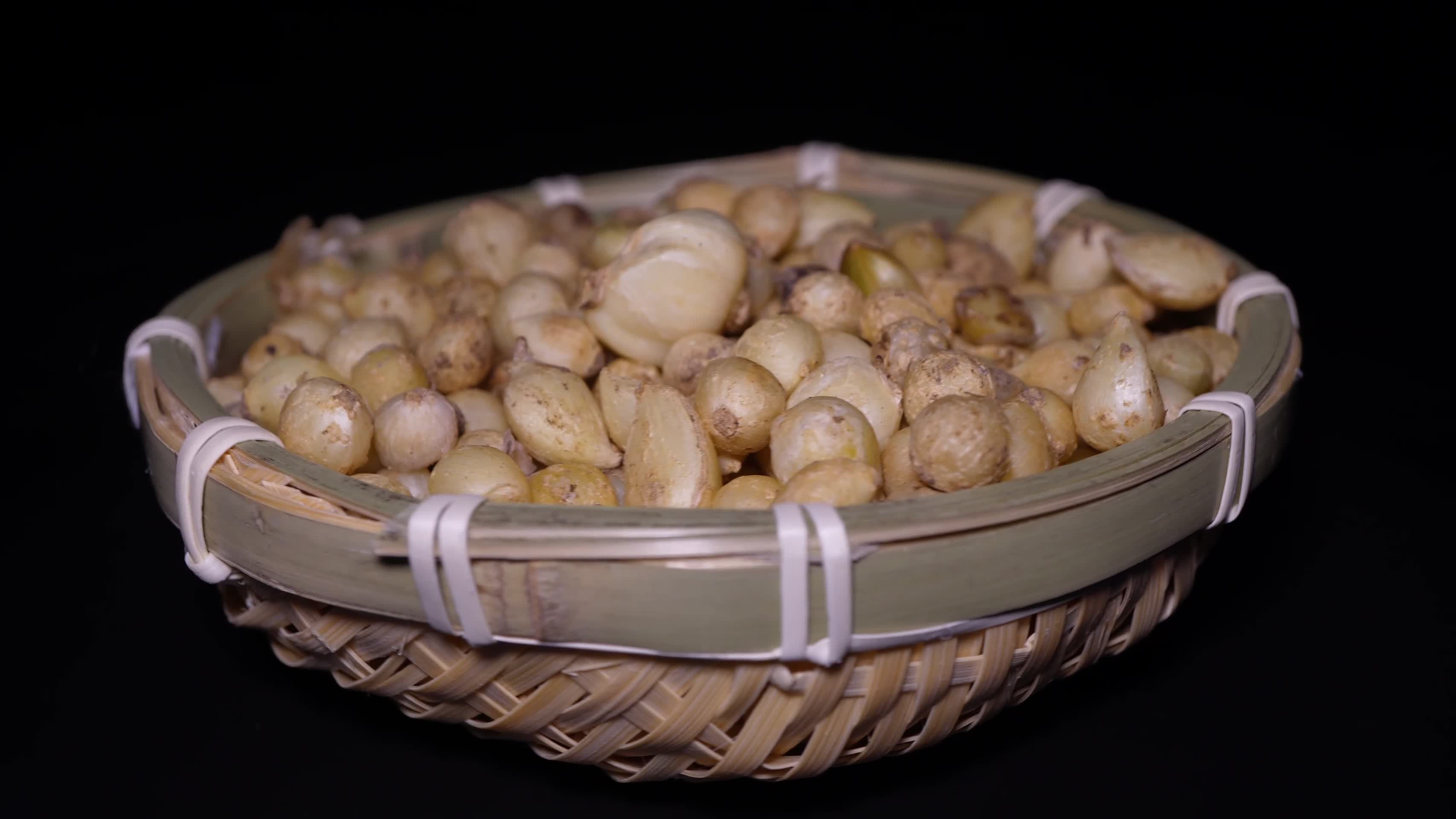 四川珍珠苦藟头小蒜团葱小根蒜野葱小蒜头视频的预览图