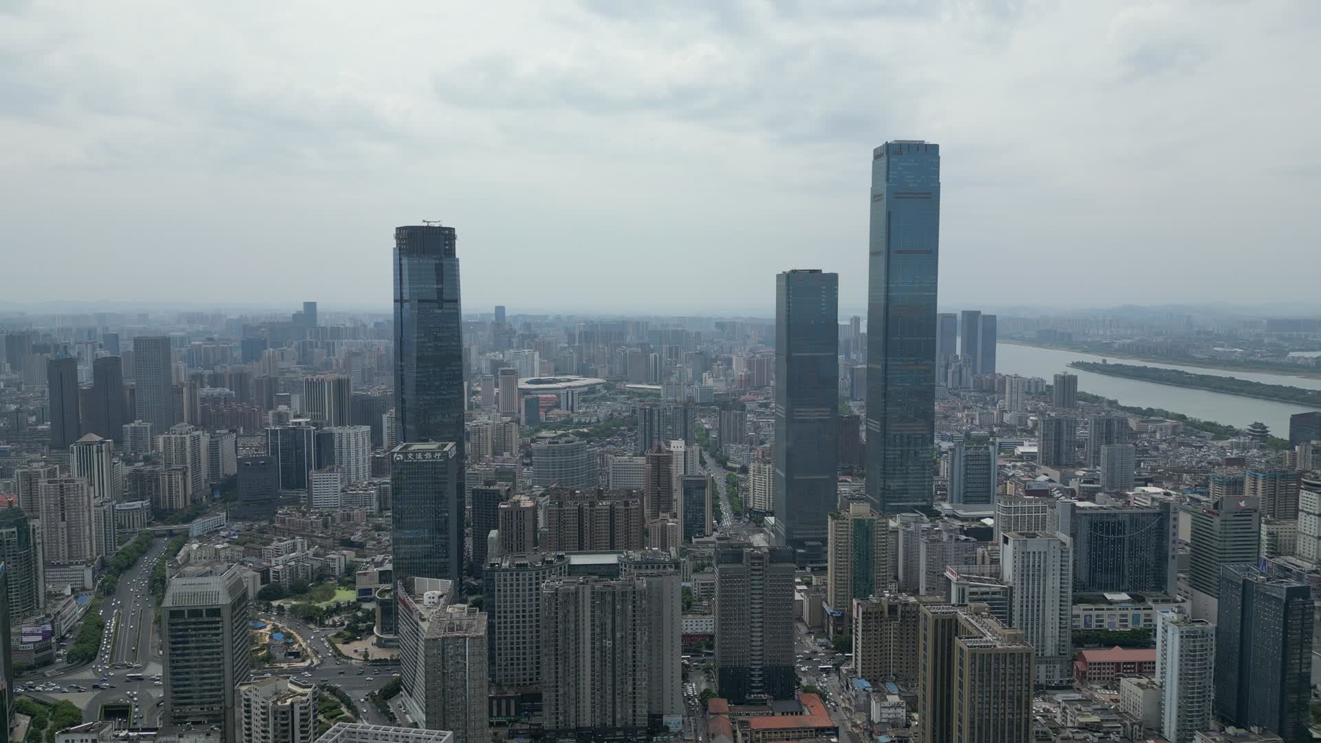 湖南长沙城市建设高楼建筑航拍视频的预览图