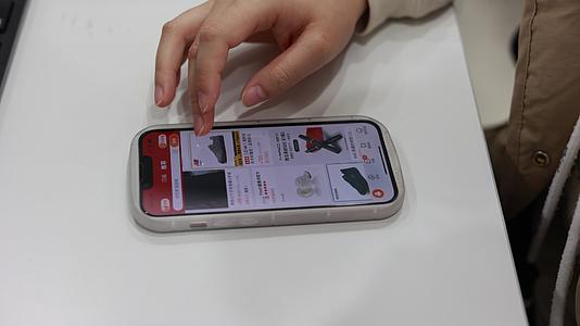 手机网购淘宝京东拼多多购物视频的预览图