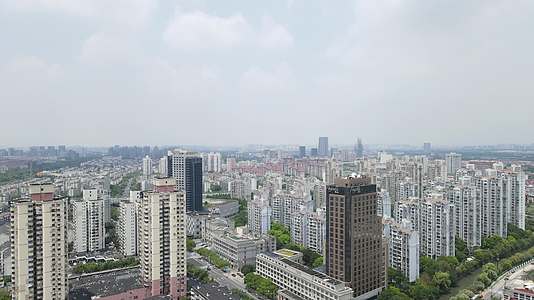 上海普陀区全景上海西站周边4K航拍原视频的预览图