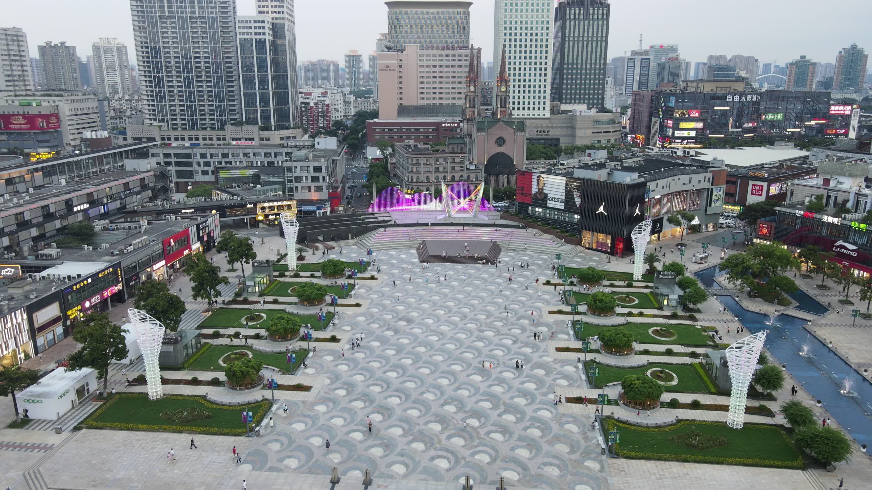 宁波海曙区天一广场4K航拍视频的预览图