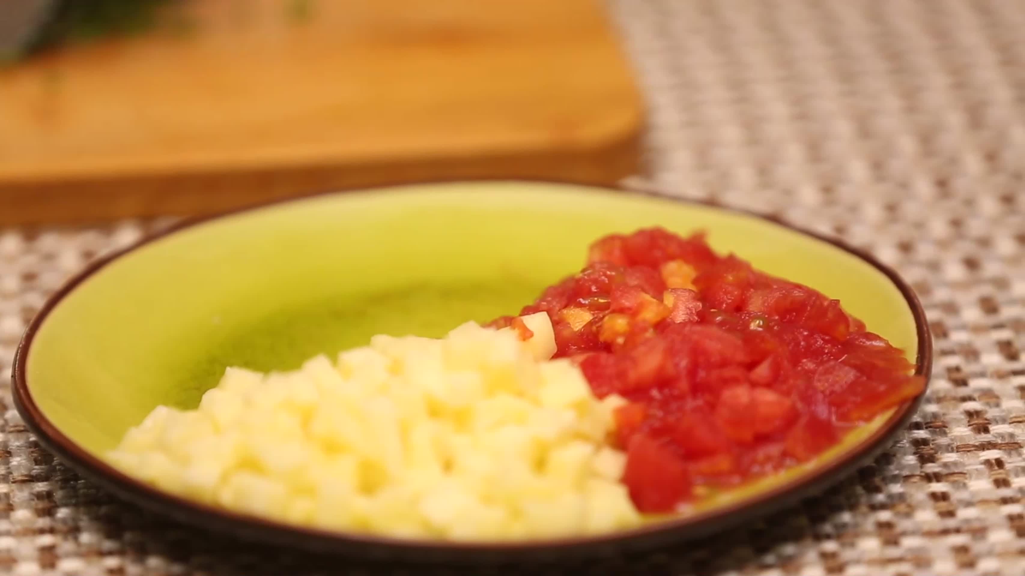 镜头合集蔬菜西红柿番茄视频的预览图