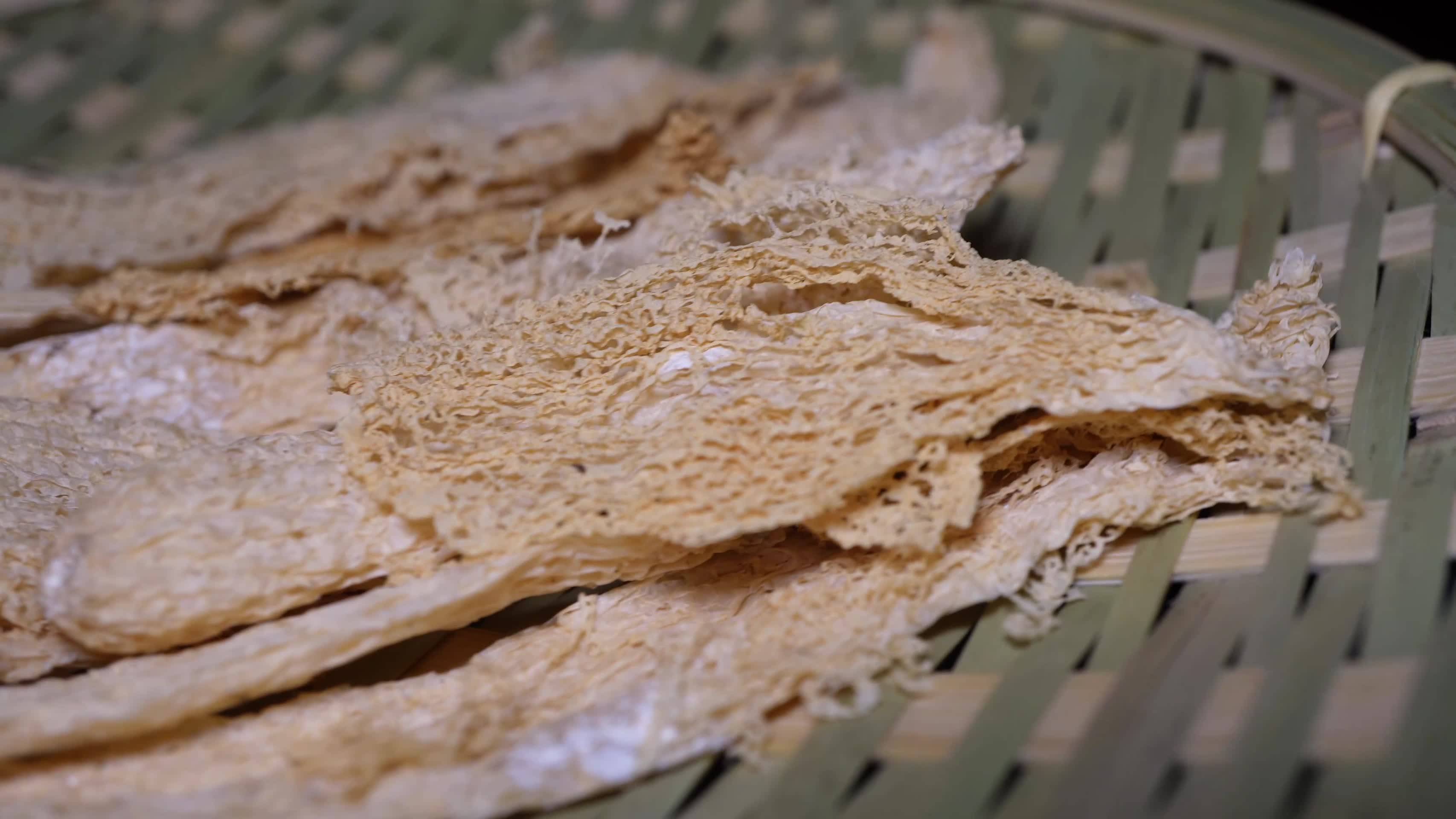 竹荪干货蘑菇土特产农产品煲汤视频的预览图