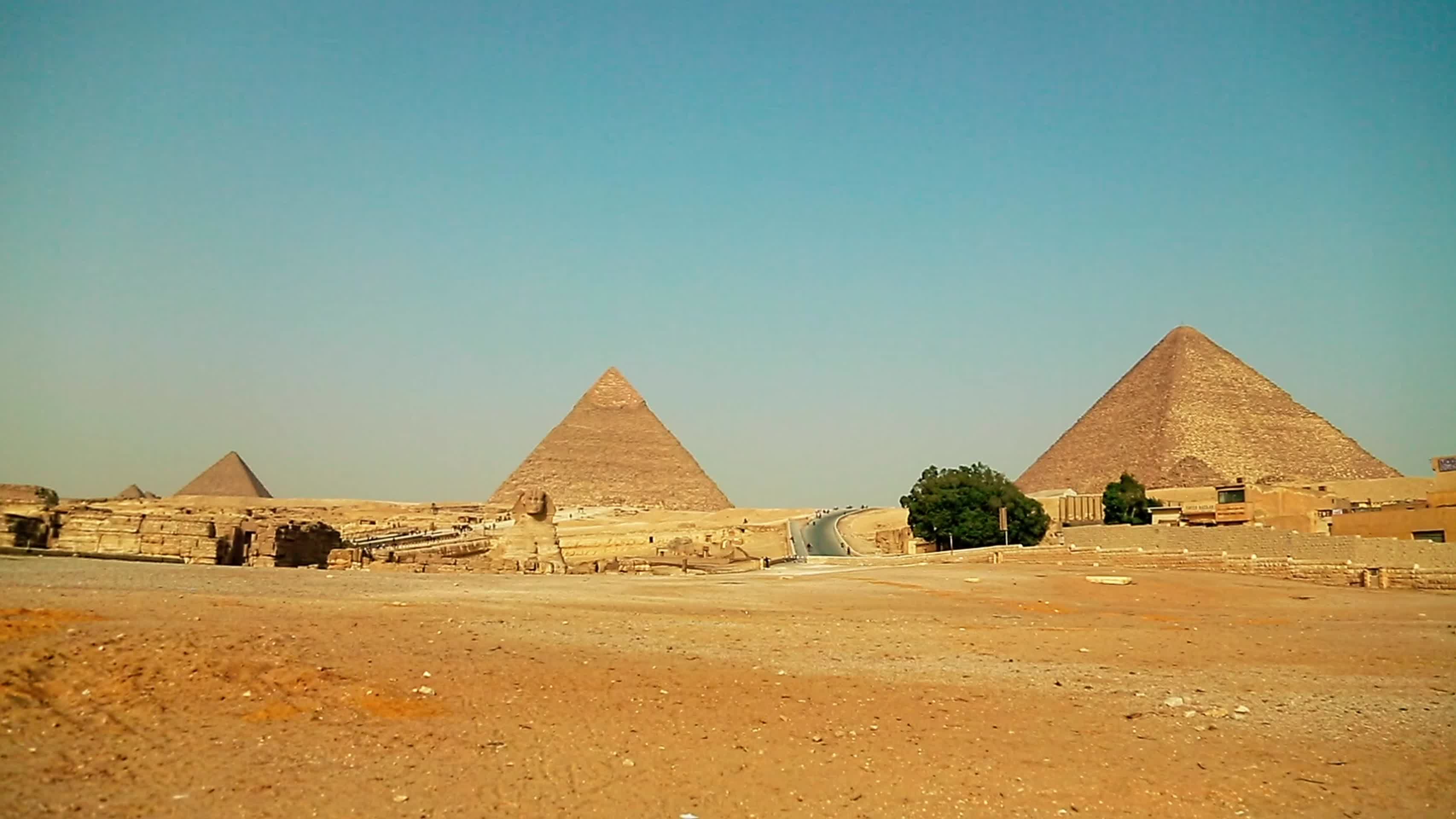 埃及开罗金字塔群视频的预览图
