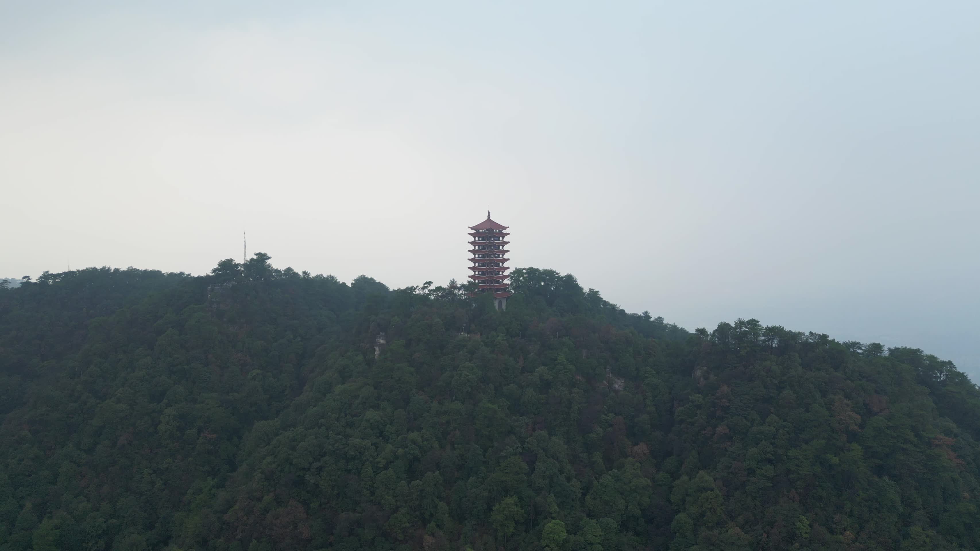 重庆北碚缙云山自然风光云雾美景航拍视频的预览图