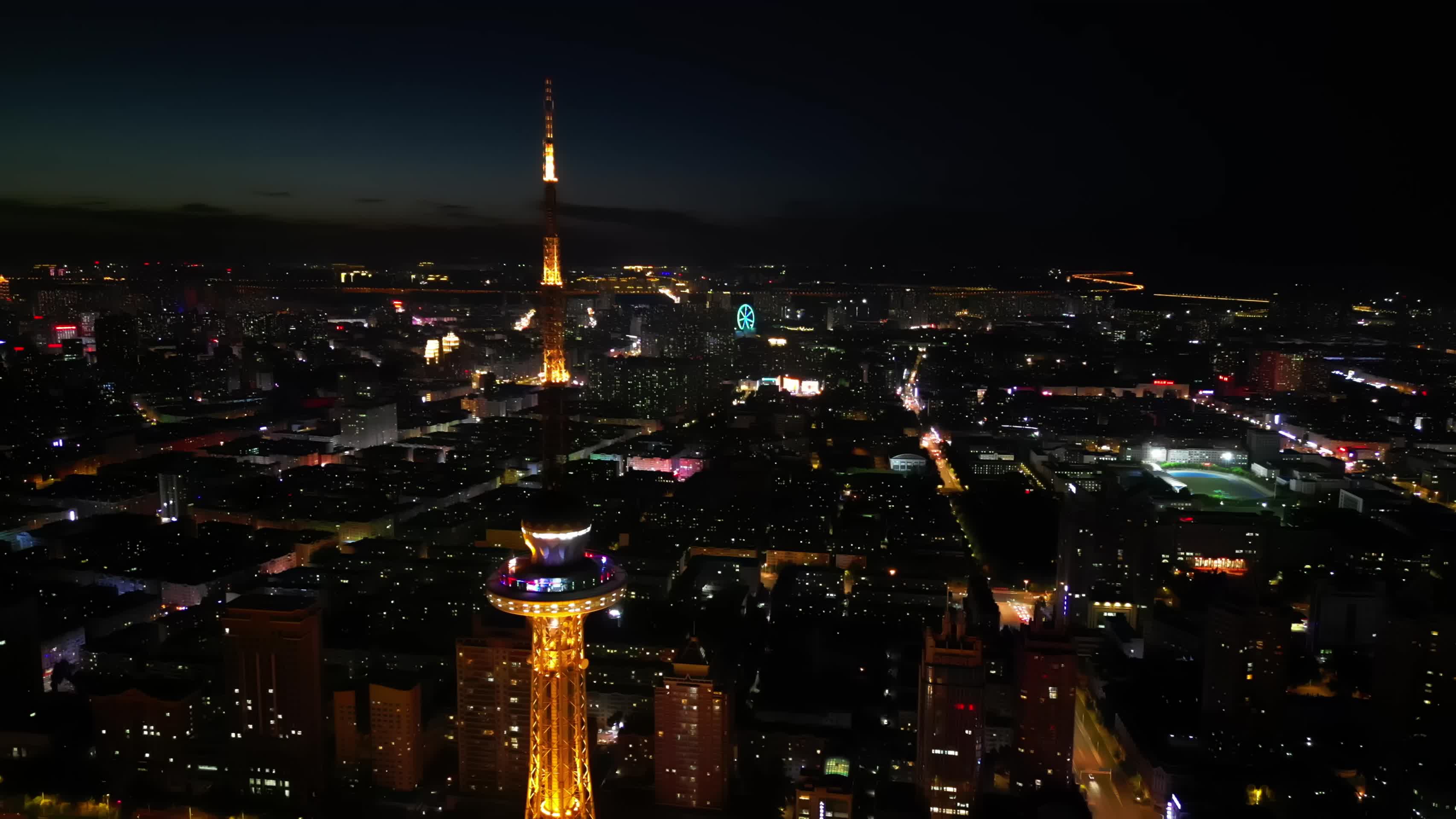 哈尔滨城市夜景航拍视频的预览图
