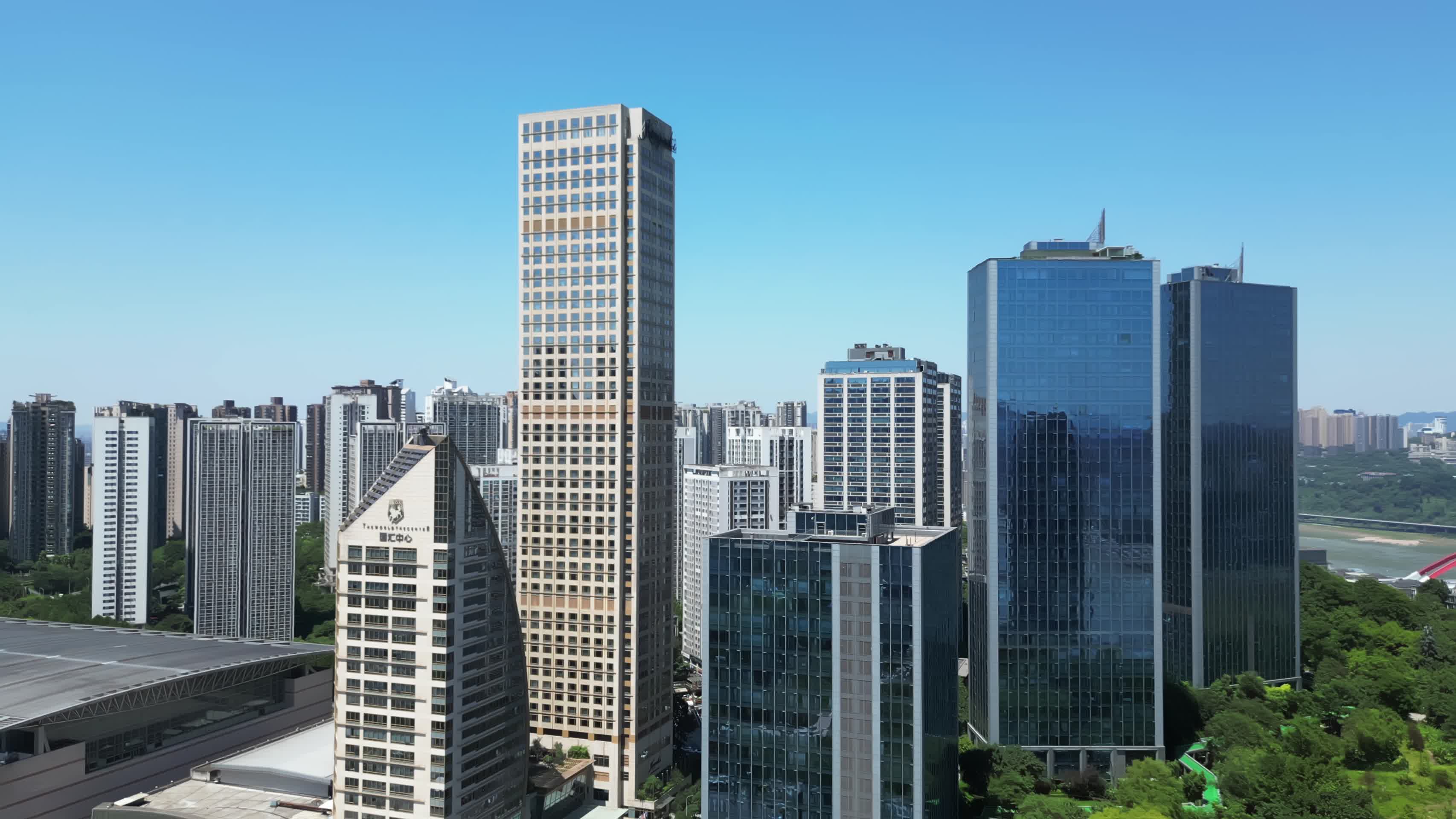重庆南岸建筑城市风光航拍视频的预览图