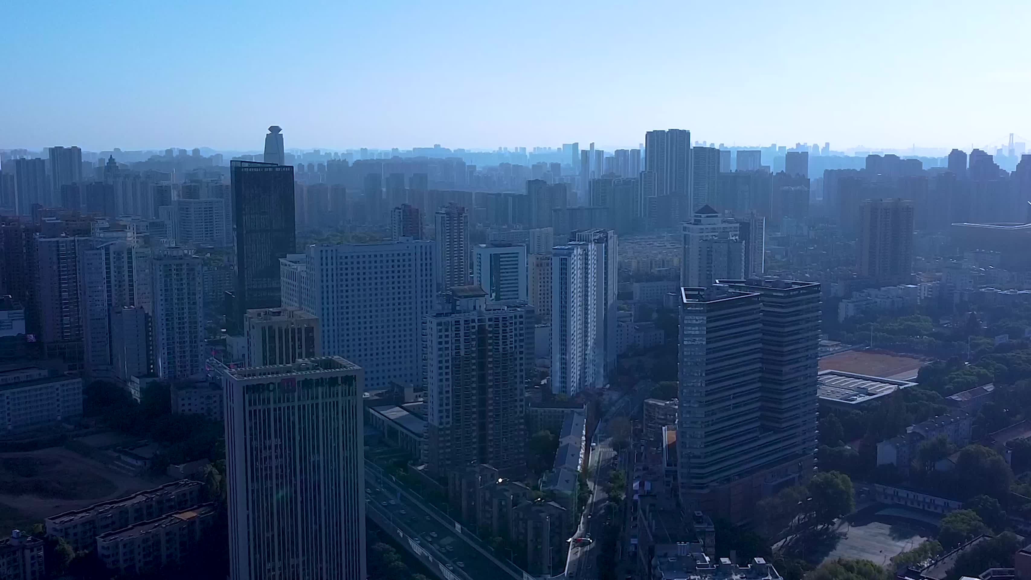 武汉武昌区武汉大学航拍视频视频的预览图