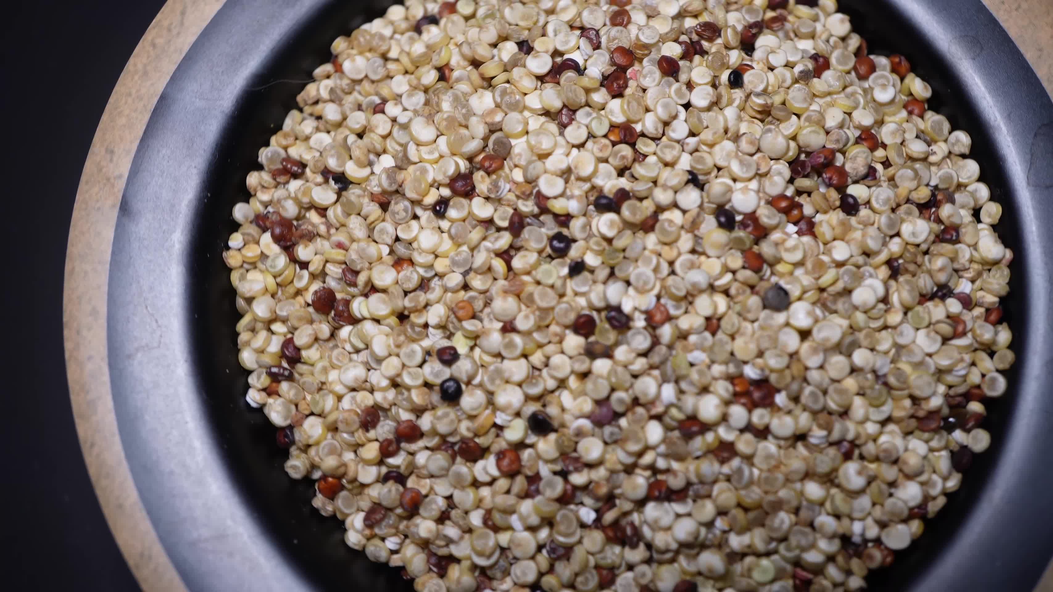 减肥健康三色藜麦粗粮杂粮视频的预览图
