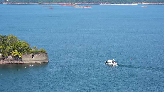 千岛湖上的游船视频的预览图