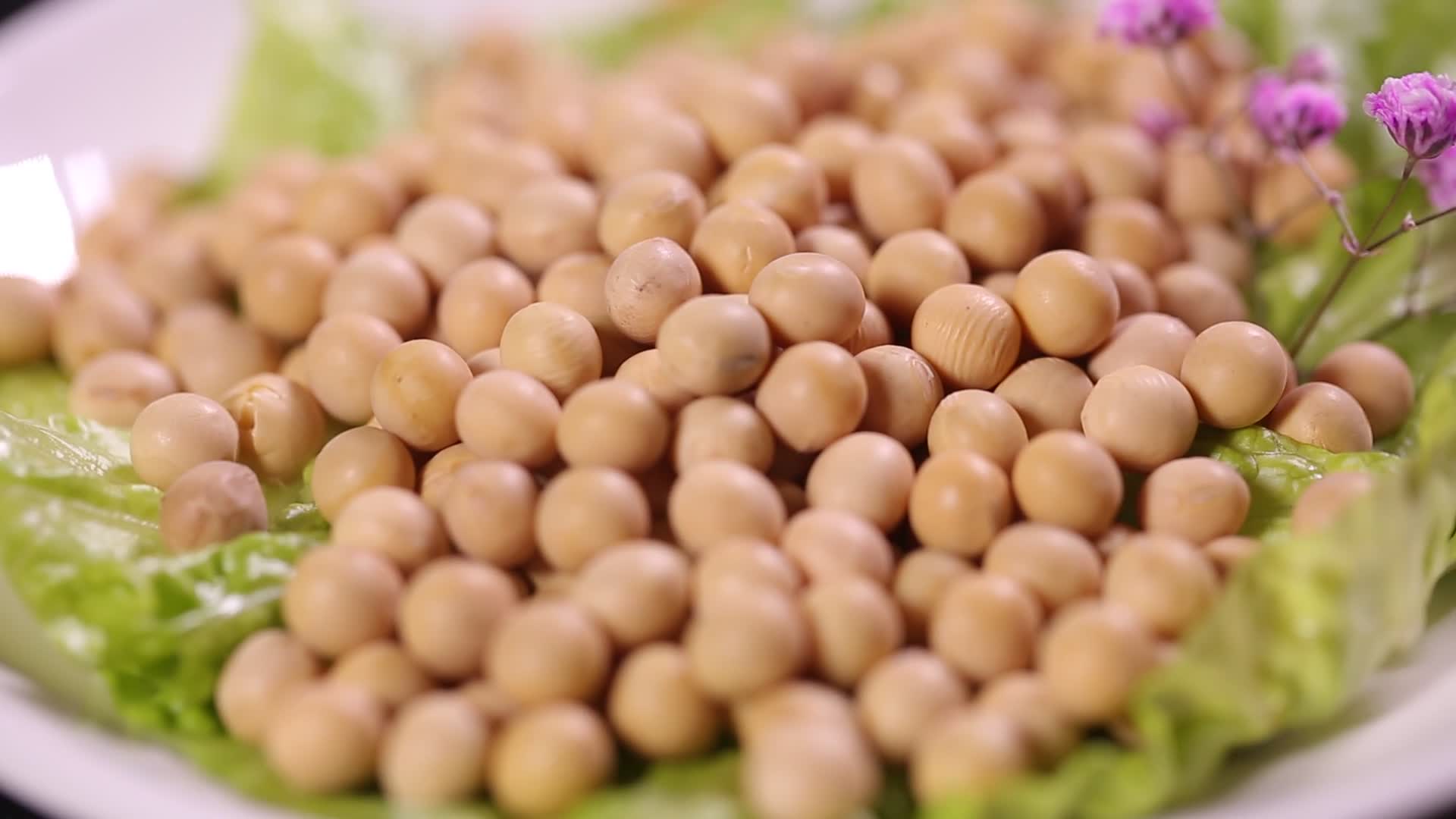 黄豆干粮杂粮粮食视频的预览图