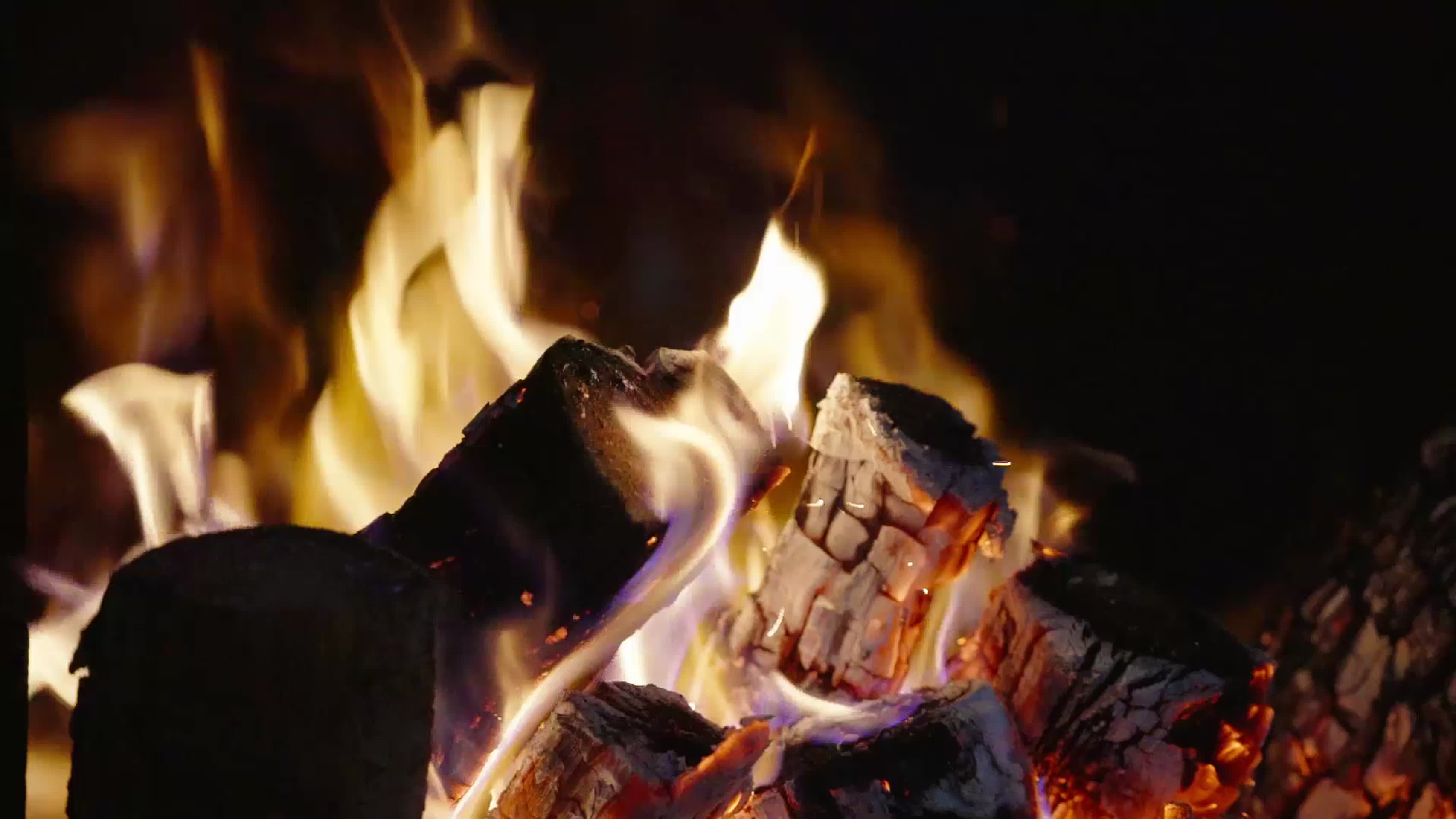 木头燃烧视频的预览图