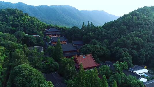 杭州飞来峰上天竺法喜寺4K航拍视频视频的预览图