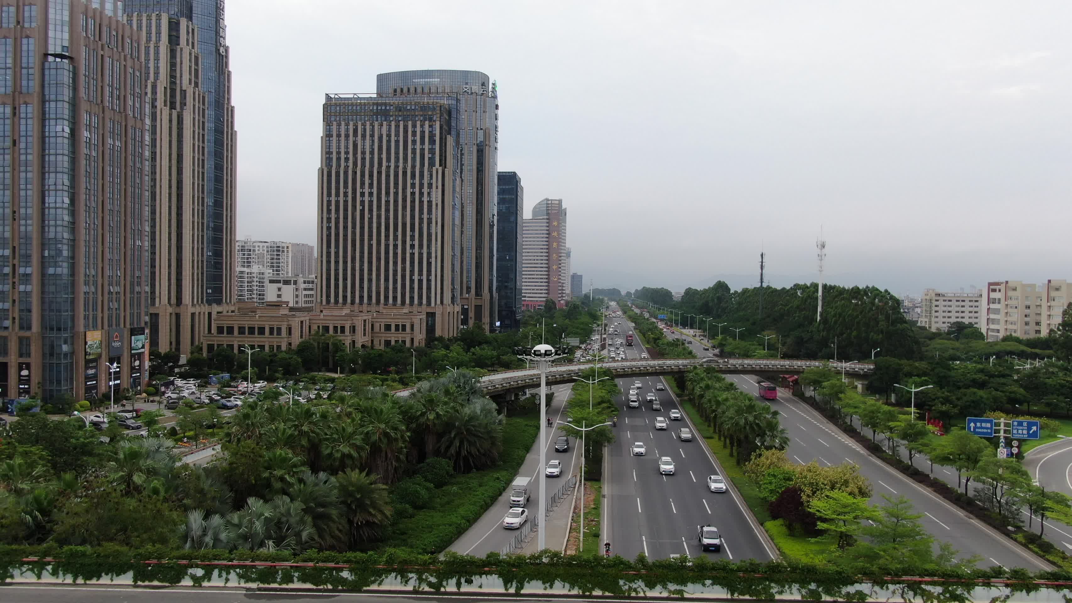 福建莆田城市交通航拍视频的预览图