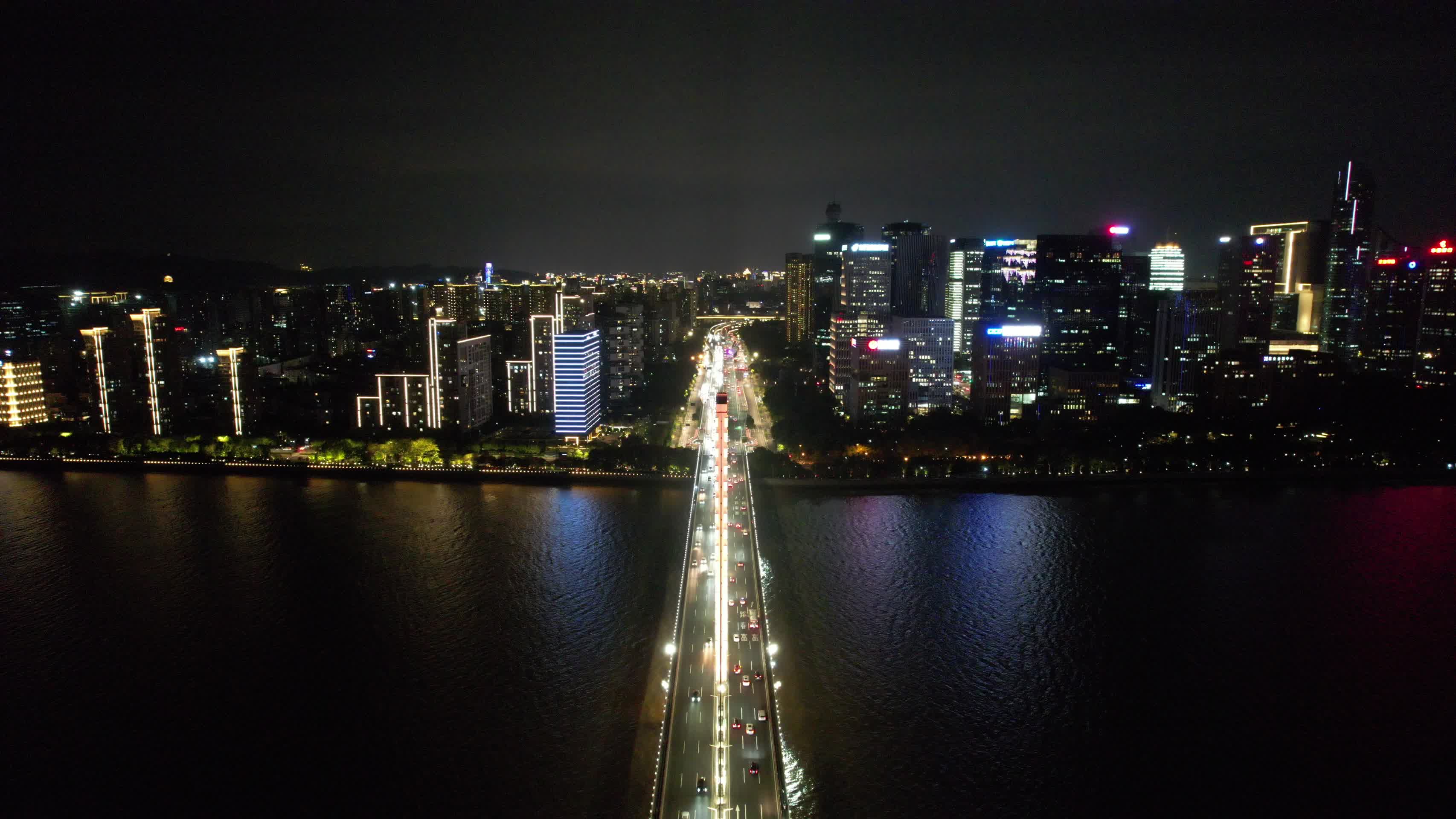 浙江杭州复兴大桥夜景灯光航拍视频的预览图
