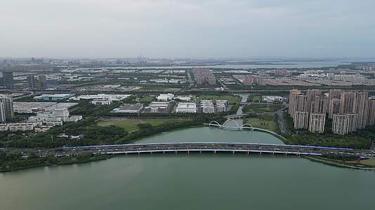 江苏苏州金鸡湖大桥航拍视频的预览图