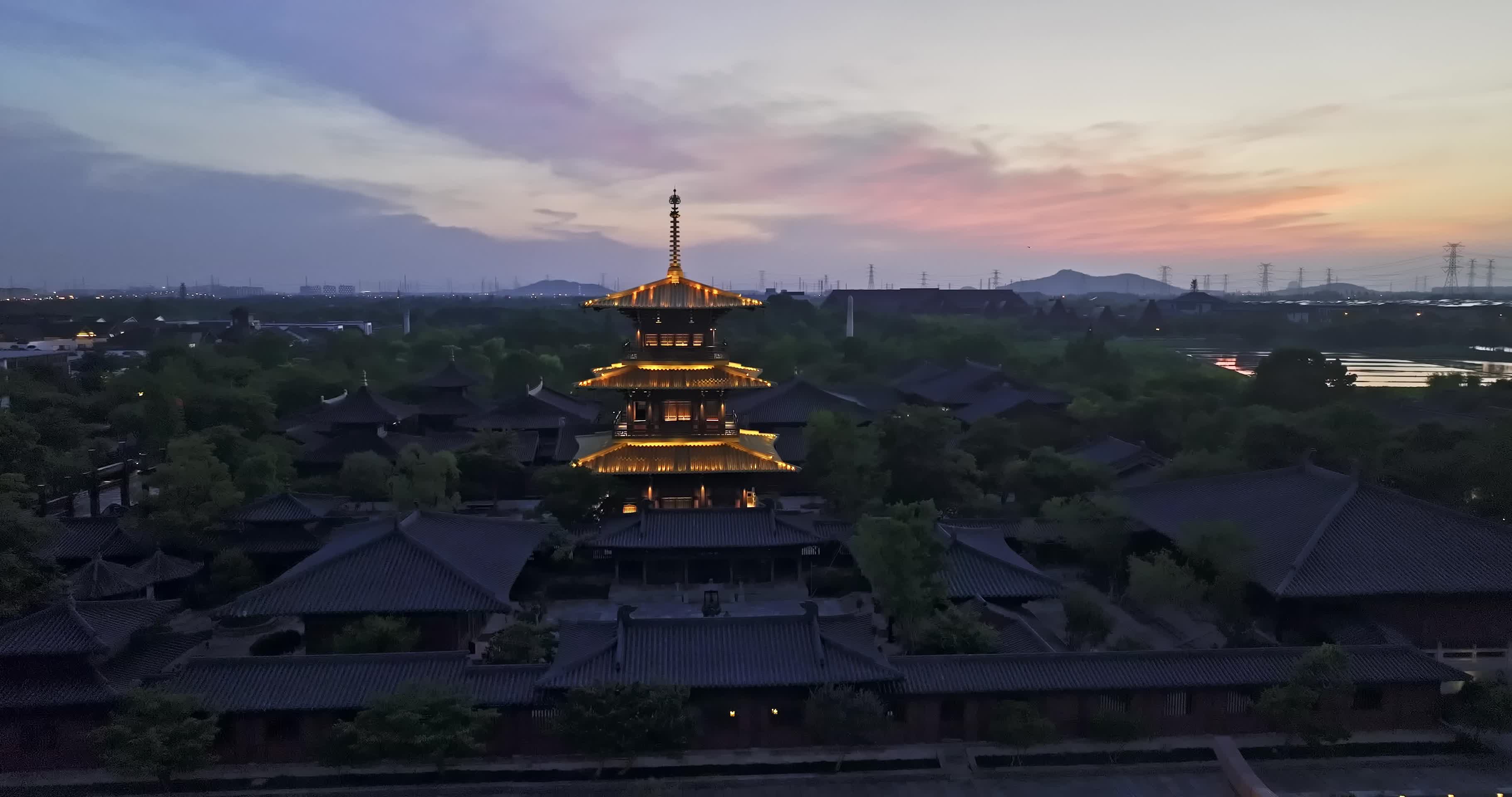 上海松江广富林文化遗址航拍视频的预览图
