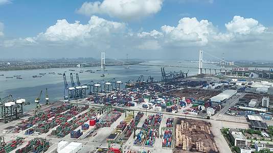 广东省东莞市东莞港口码头航拍视频的预览图