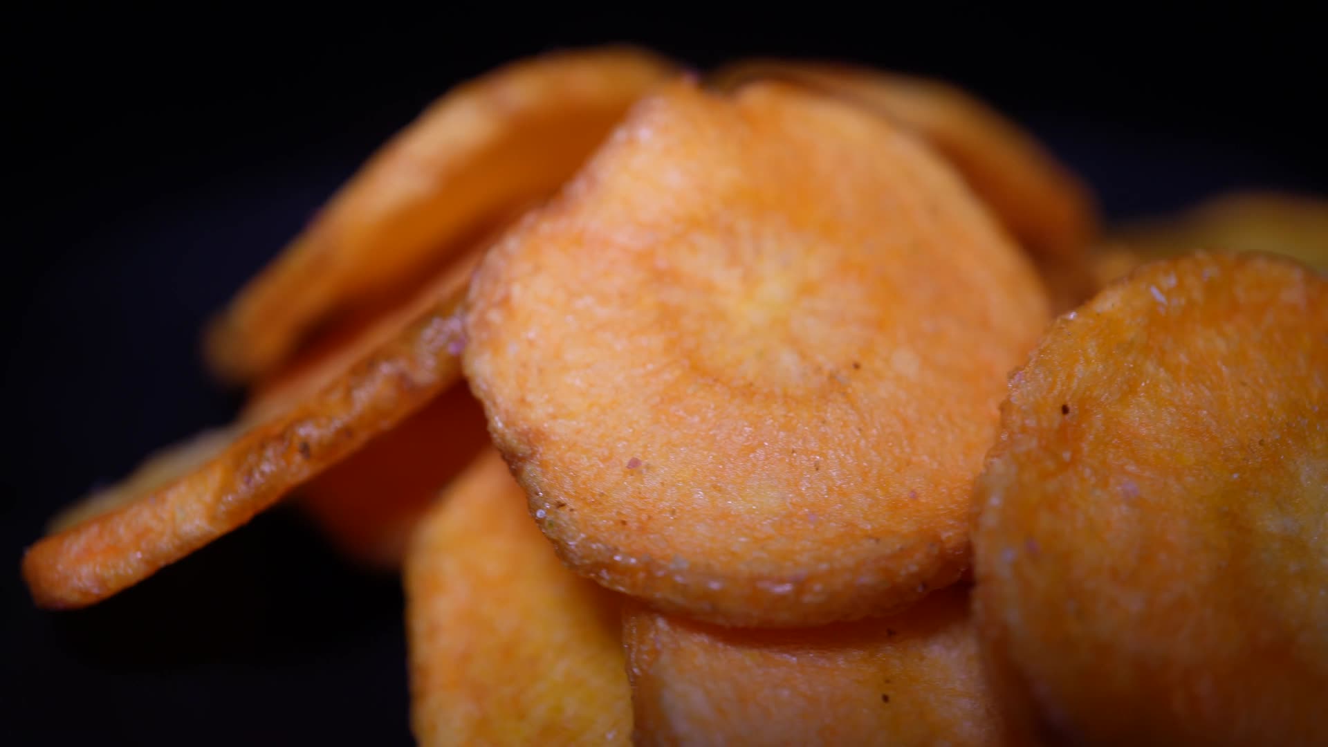 胡萝卜片红萝卜干冻干脱水蔬菜片视频的预览图