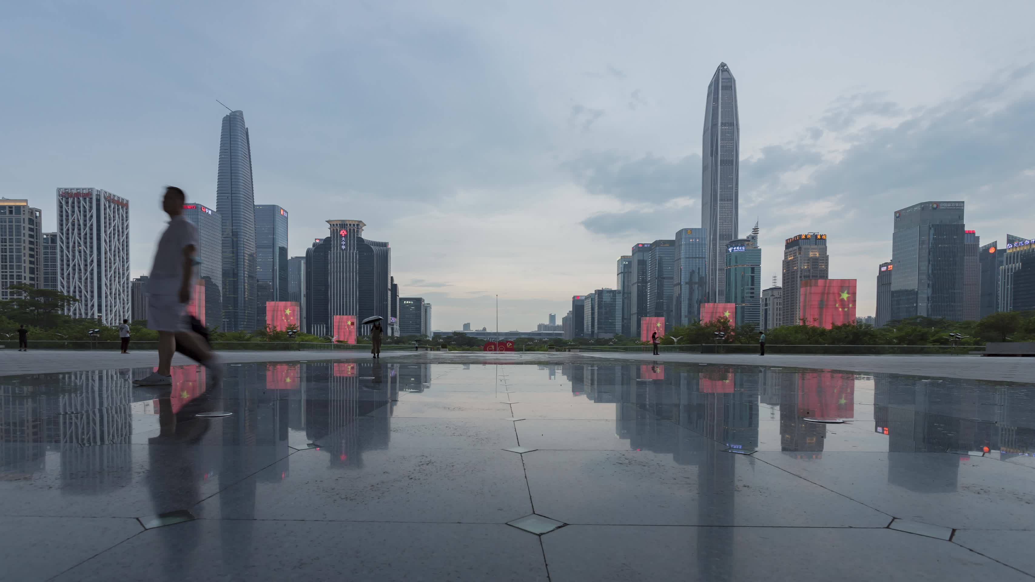 深圳市民中心日转夜延时风光视频的预览图