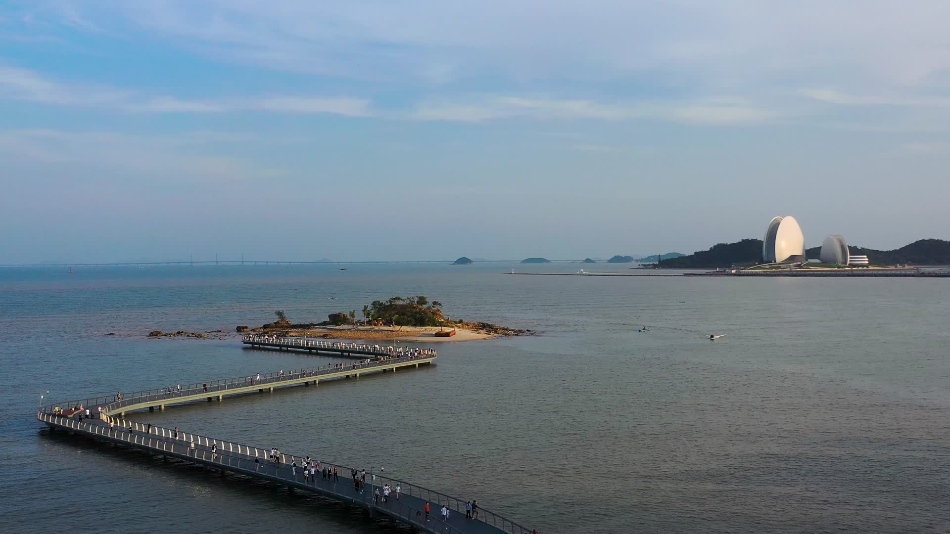 珠海城市海边栈道视频的预览图