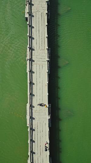 泉州洛阳桥航拍视频视频的预览图