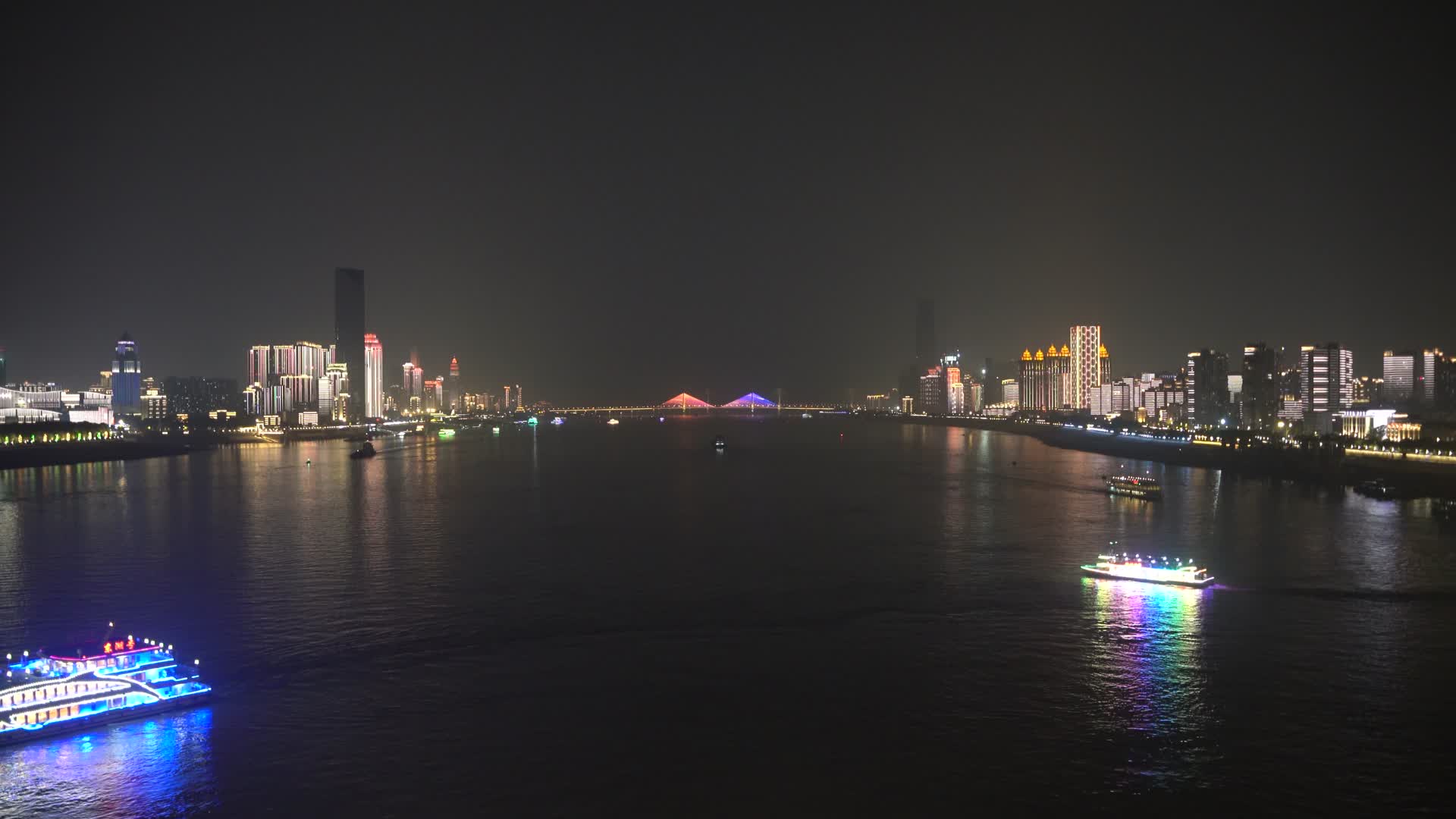 武汉江景夜景灯光秀视频的预览图