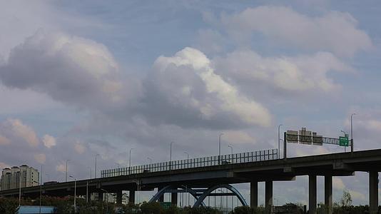 上海郊区高架桥高速公路延时合集视频的预览图