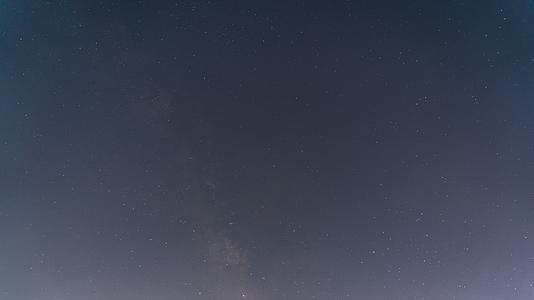 冈底斯山脉冈仁波齐峰夜晚星空银河视频的预览图