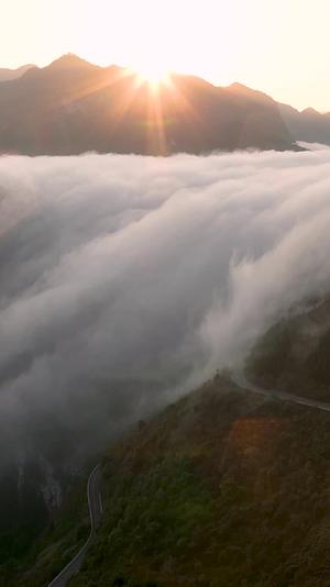 高清竖屏航拍贵州保基乡日照云瀑视频的预览图