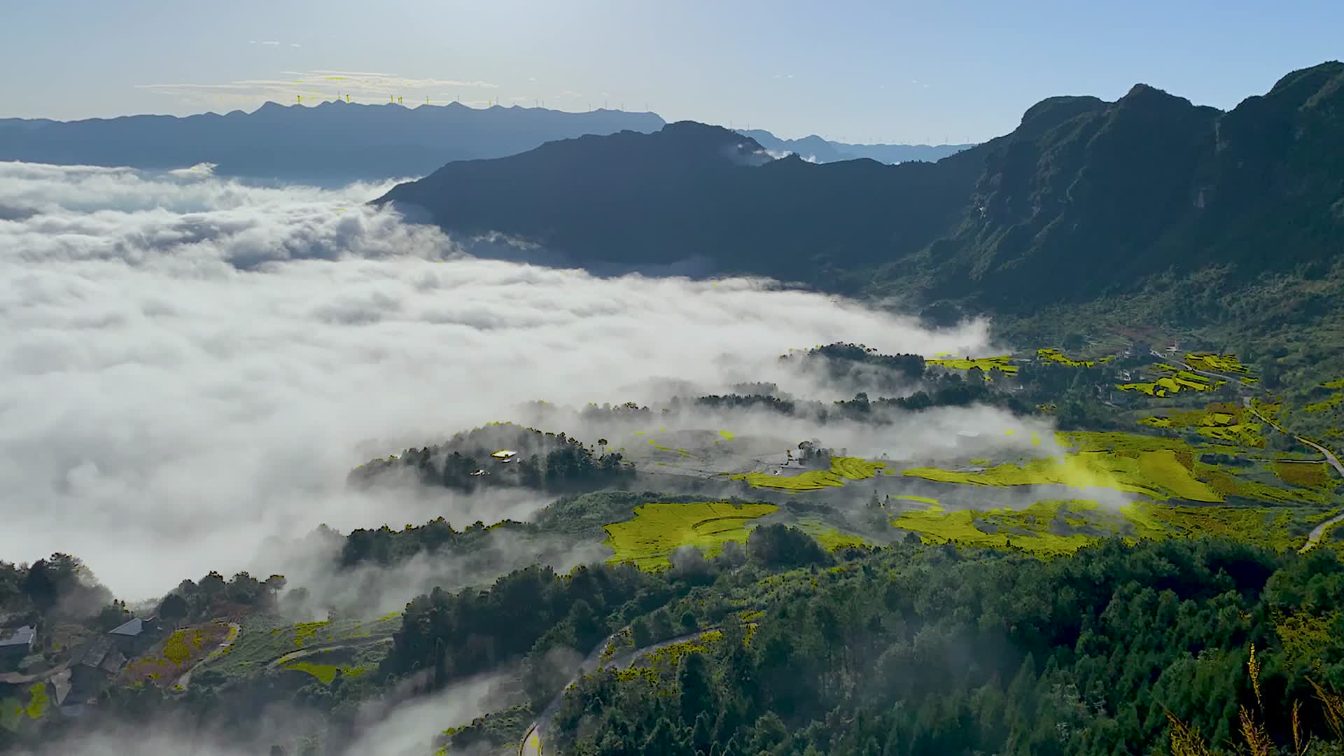贵州荛龙山云海延时4K视频视频的预览图
