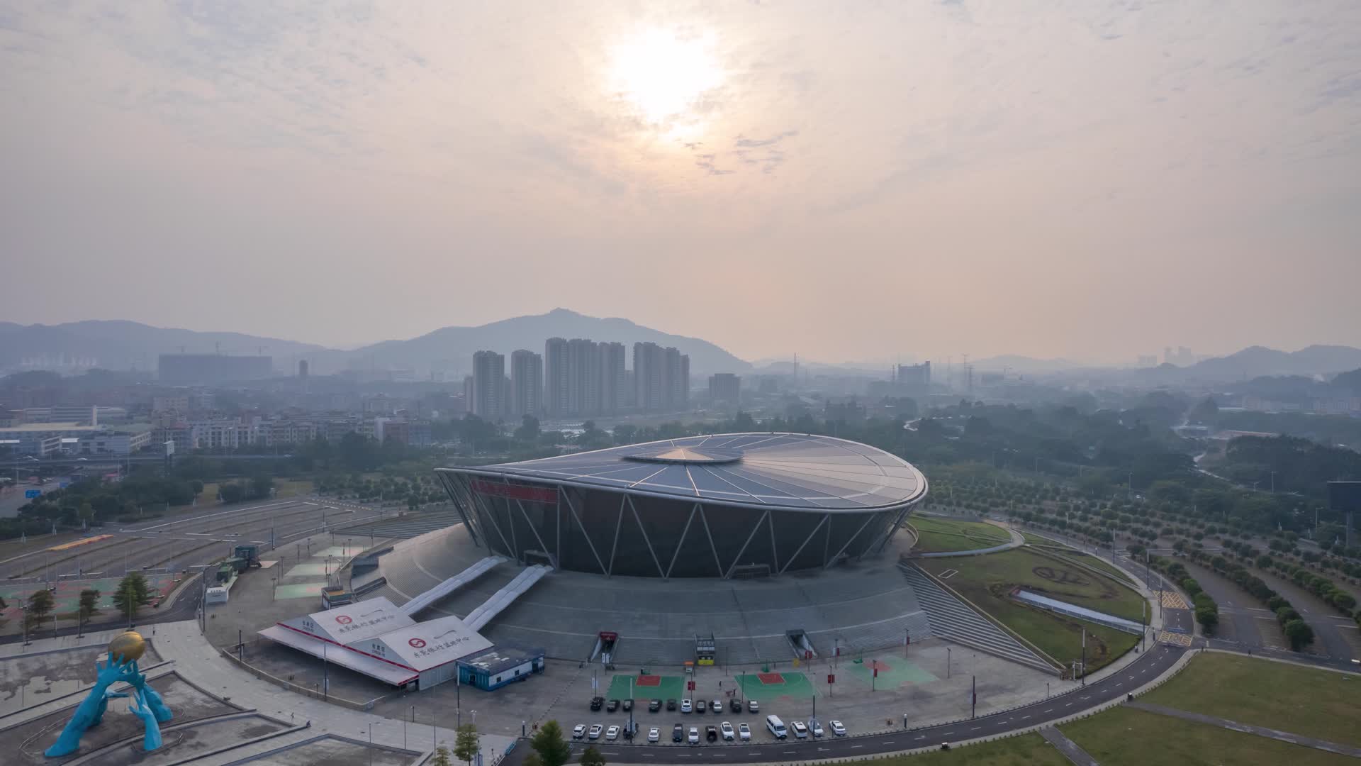 广东省东莞市篮球中心延时风光视频的预览图