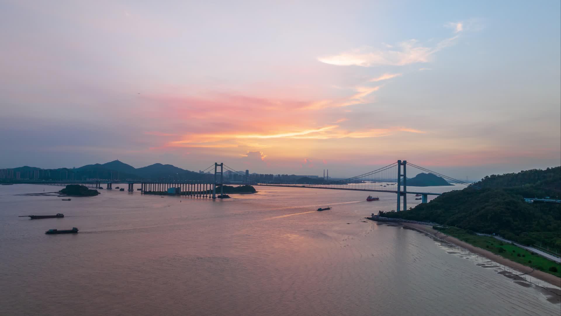 东莞虎门大桥航拍延时视频的预览图