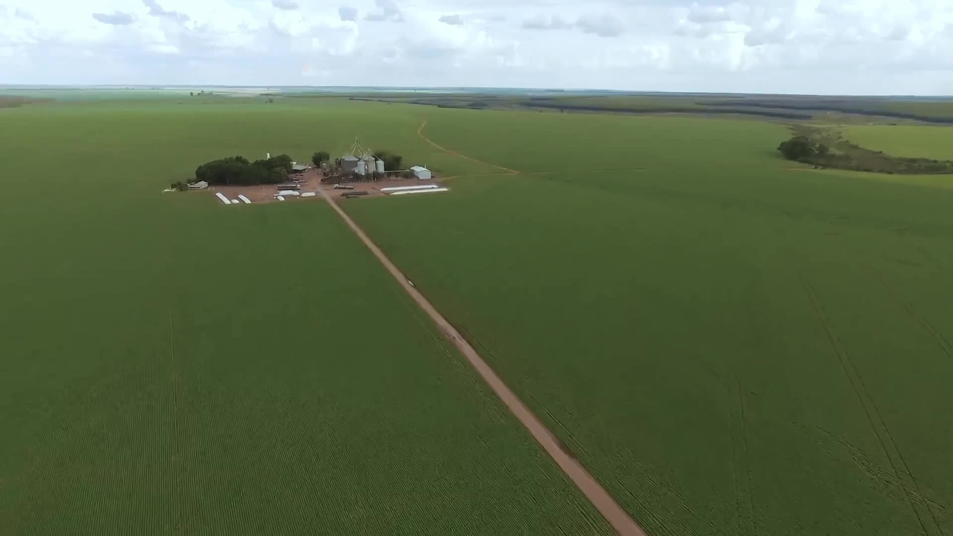 巴西大豆农场航拍新视频的预览图