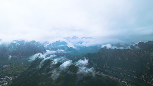 云海风景航拍自然景观自然风光视频的预览图