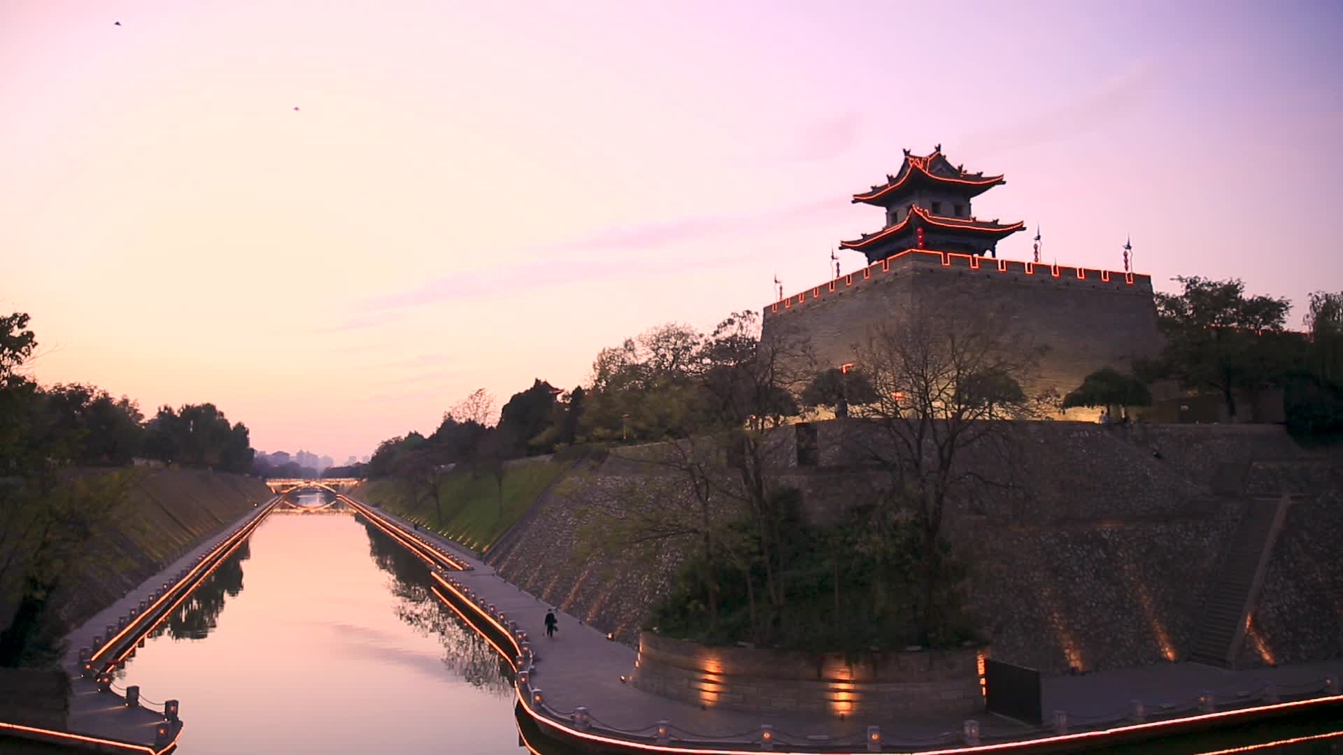 西安城墙夜景视频的预览图