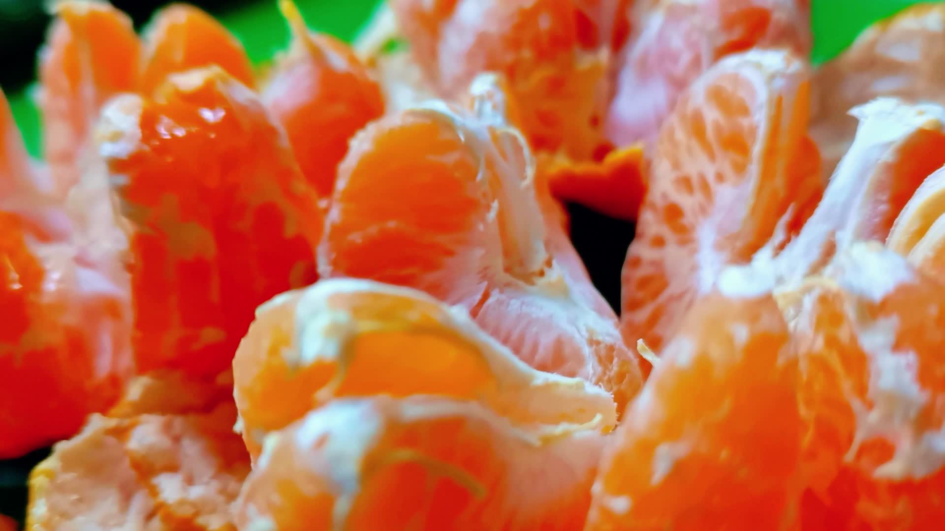 烂橘子腌桔子视频的预览图
