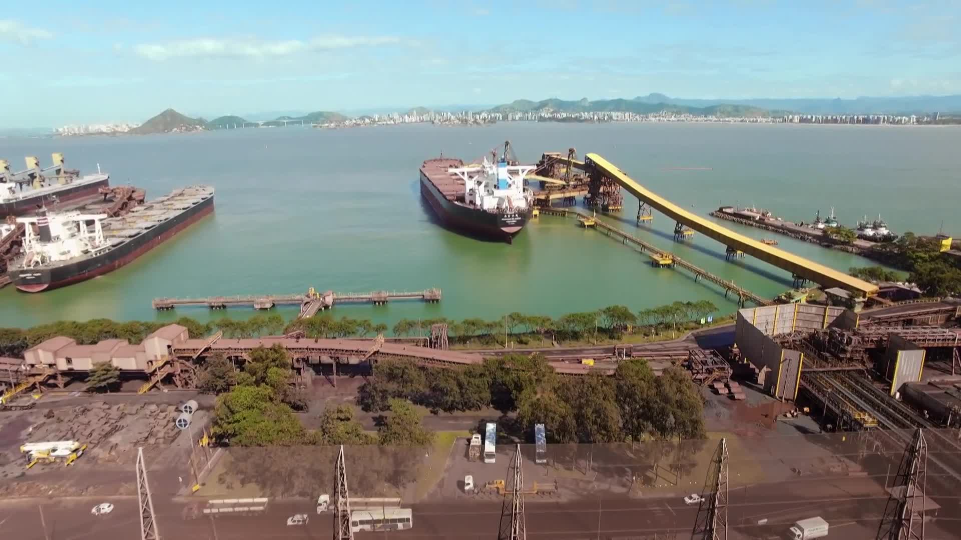 巴西亚马逊河口船只视频的预览图