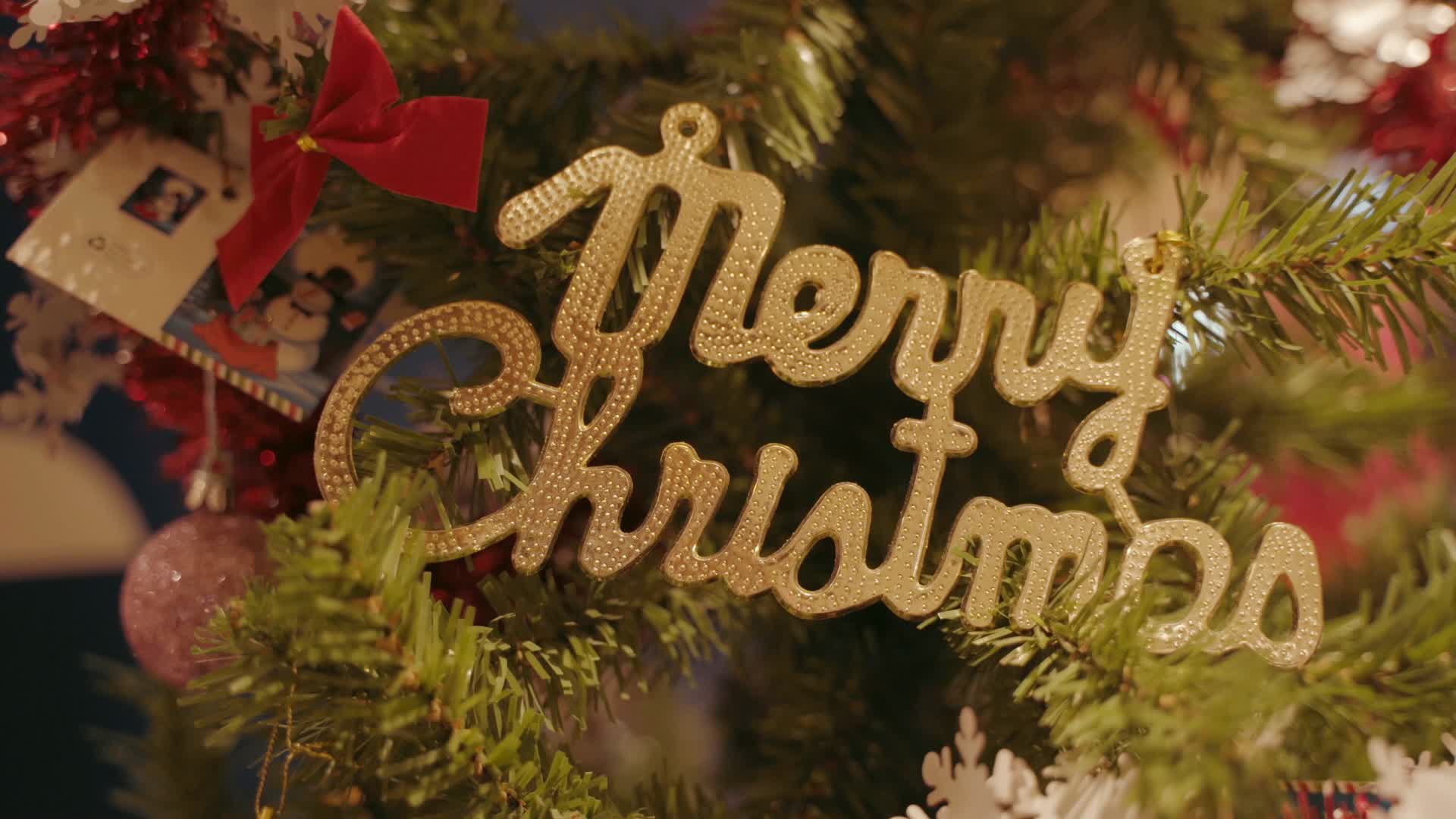 圣诞节圣诞礼物装饰4K视频的预览图
