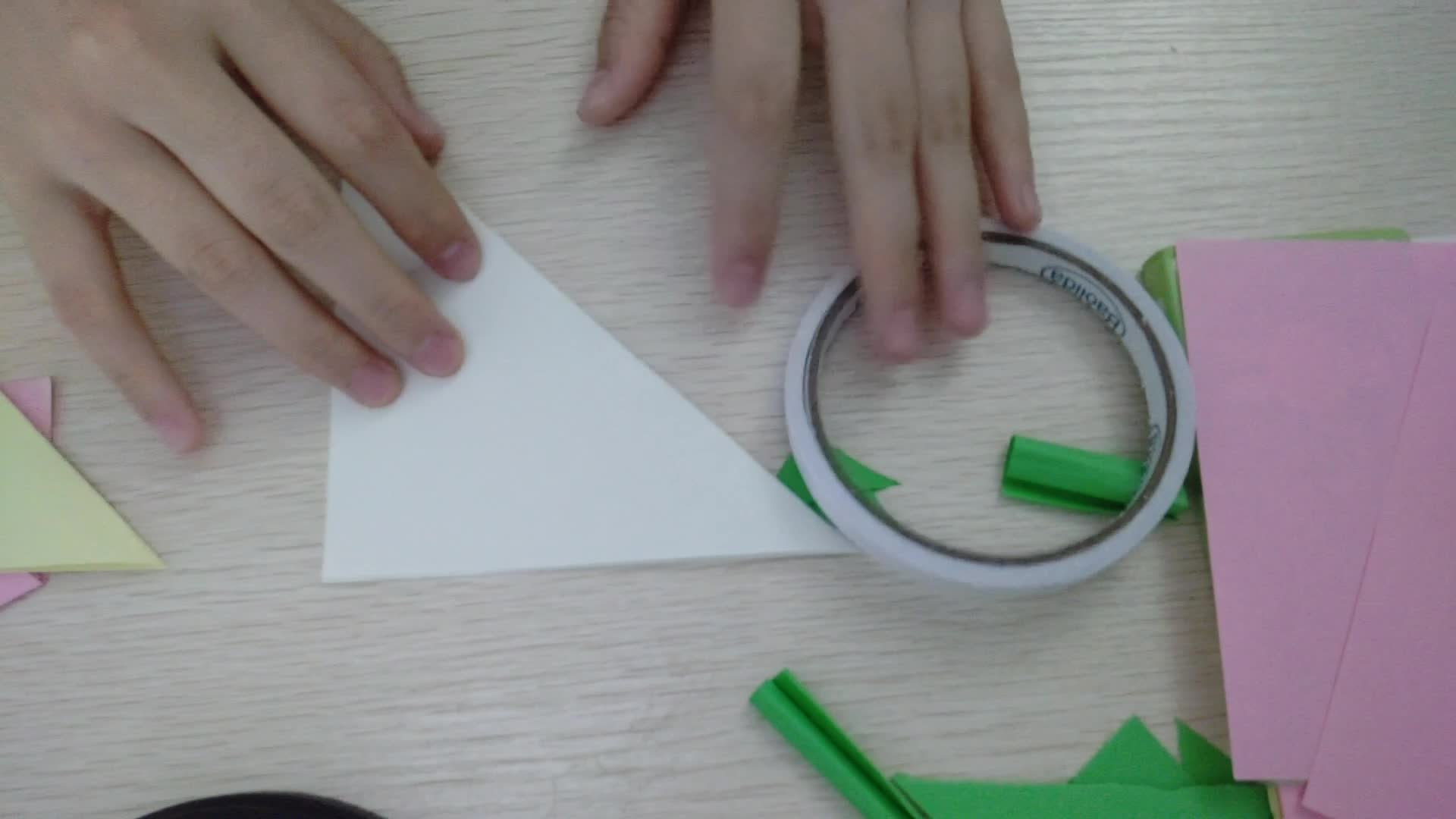 手工折纸伞视频的预览图