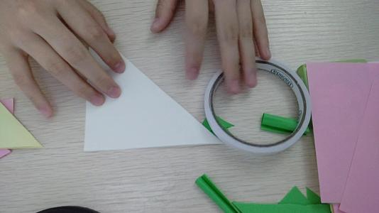 手工折纸伞视频的预览图
