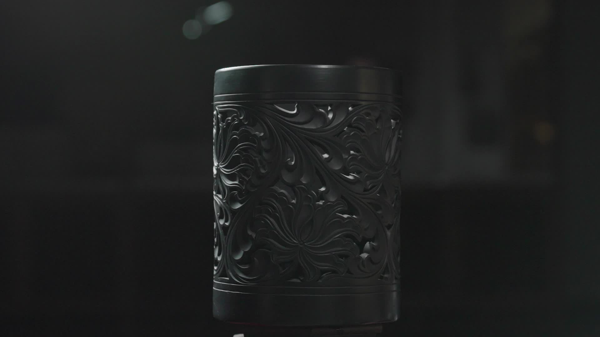 黑陶瓷器视频的预览图