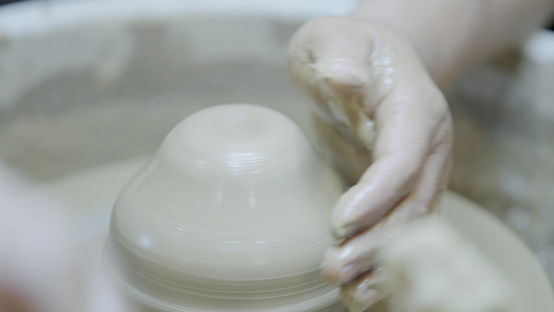 陶瓷拉胚视频的预览图