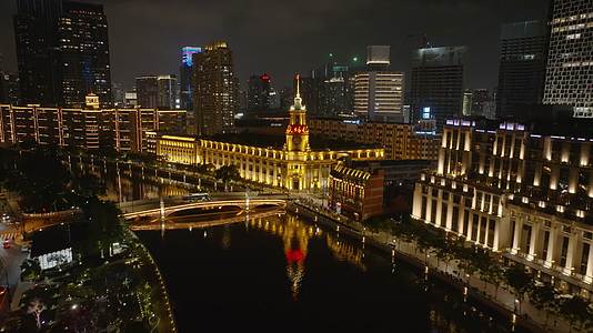 夜幕下璀璨的上海邮政博物馆视频的预览图