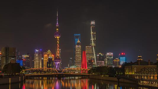 上海陆家嘴夜景云海延时视频视频的预览图