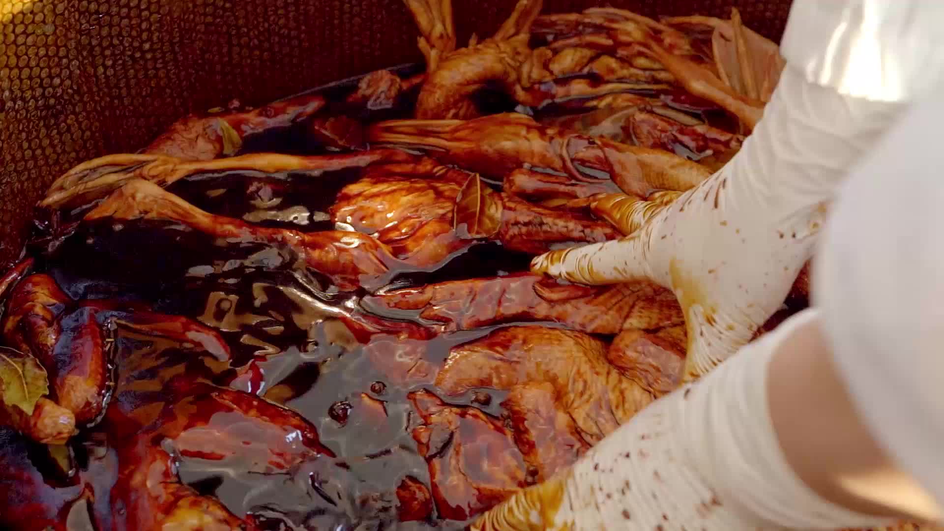 酱肉制作视频的预览图