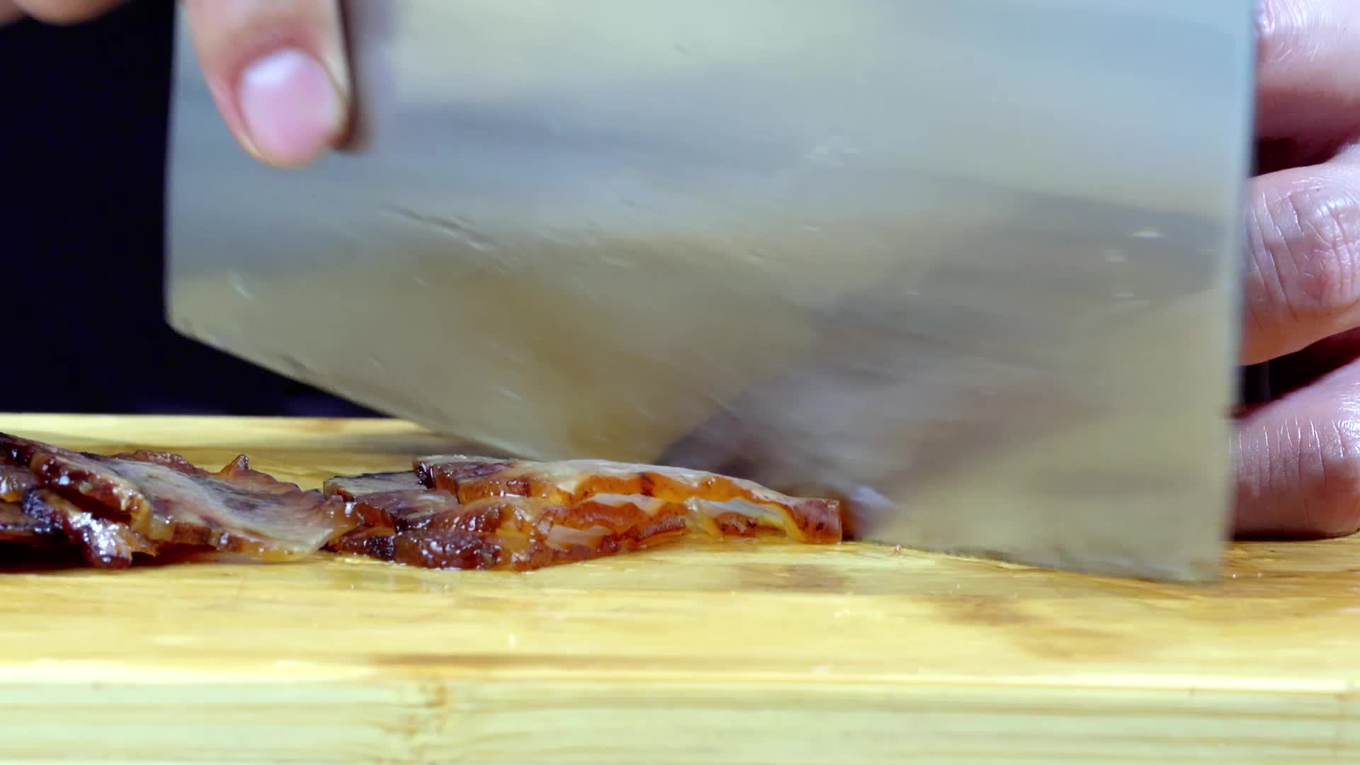 酱肉菜品制作合集多镜头2视频的预览图